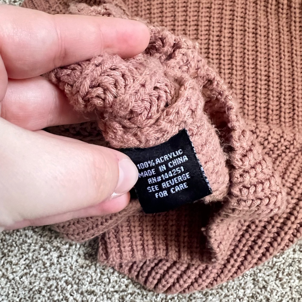 moon & madison Dusty Pink Textured Sweater size M - Picture 6 of 6